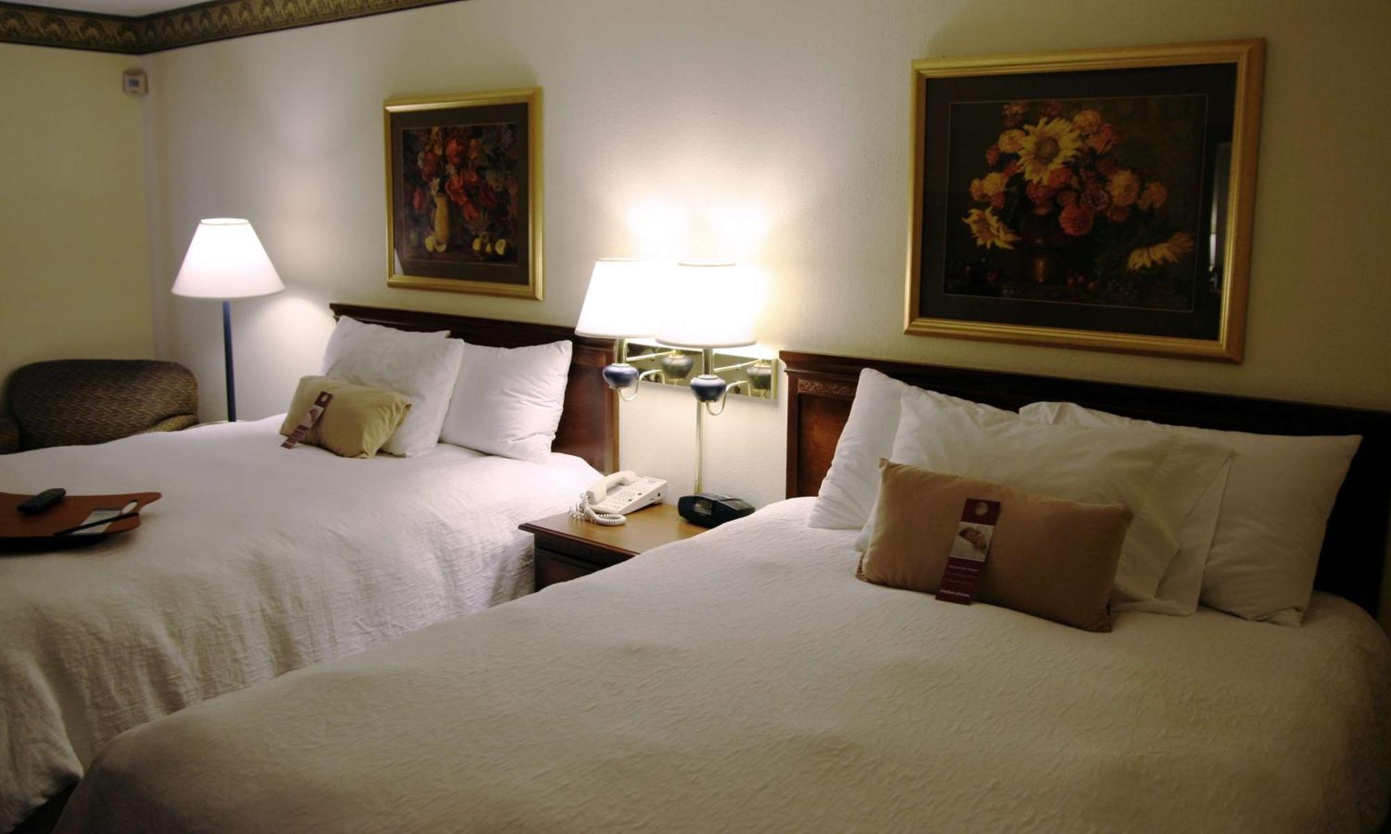 Hampton Inn Уильямстон Экстерьер фото