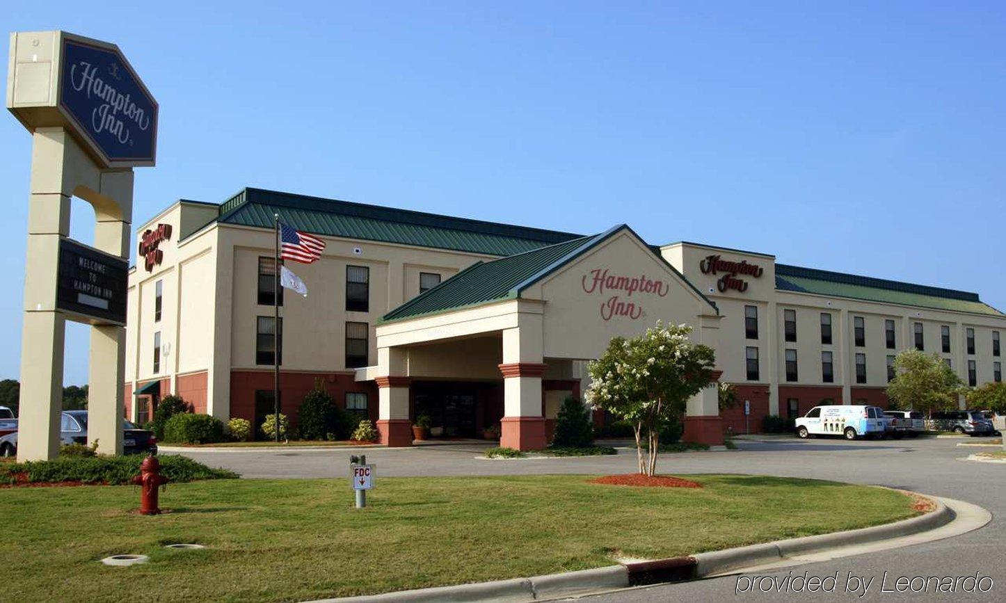 Hampton Inn Уильямстон Экстерьер фото